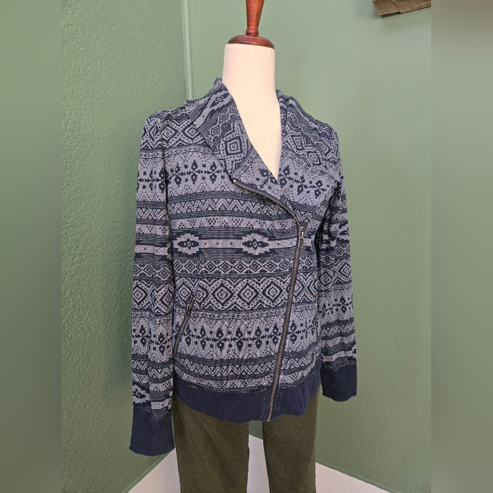 Lucky Brand Small Navy Light Blue Geometric Cowel Neck Zippered Sweatshirt